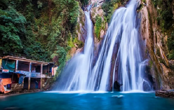 Chandigarh To Mussoorie Taxi Service